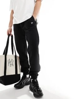 New Era Esstentials Jogger In Black For Men