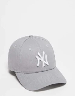 New Era NY Yankees 9forty Cap In Grey For Unisex