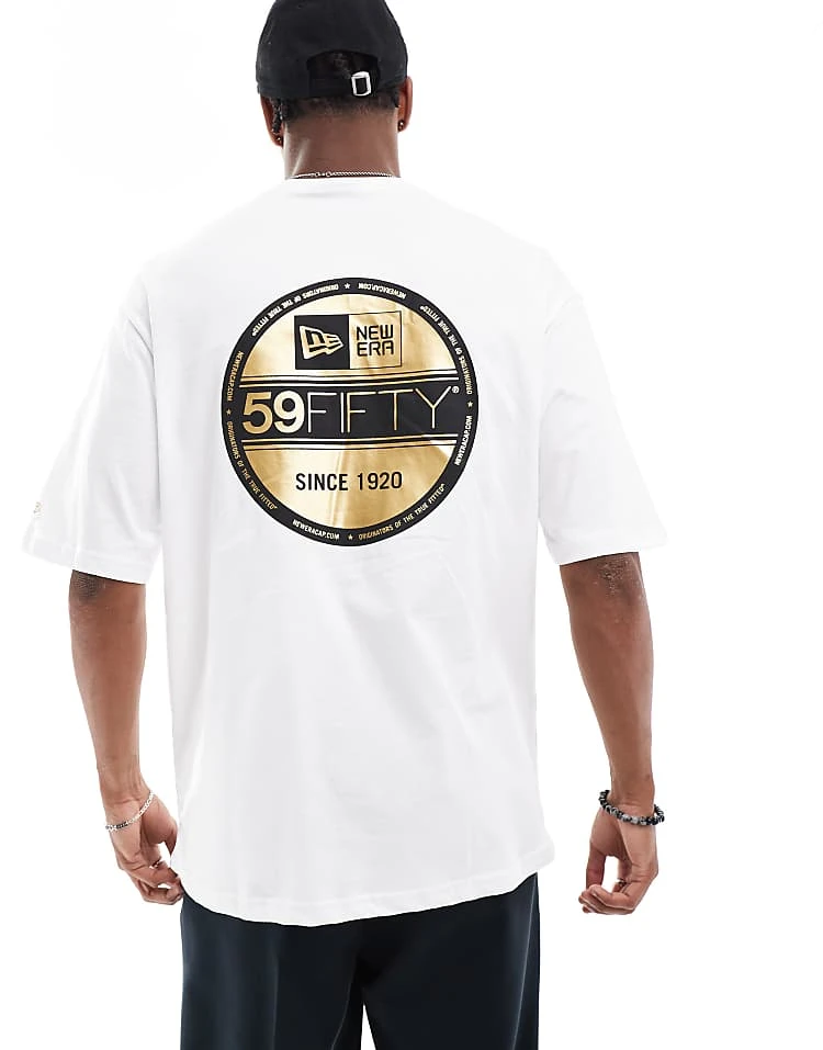 New Era Sticker Graphic Back T-shirt With Gold Foil In White For Men - Image 5