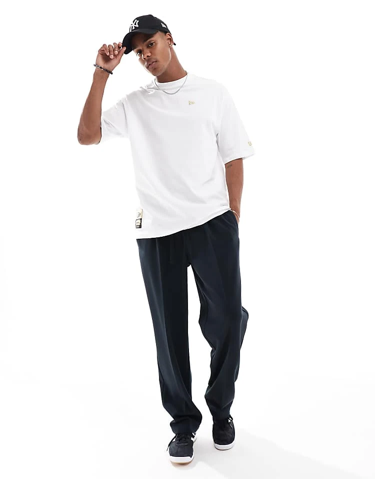 New Era Sticker Graphic Back T-shirt With Gold Foil In White For Men - Image 2