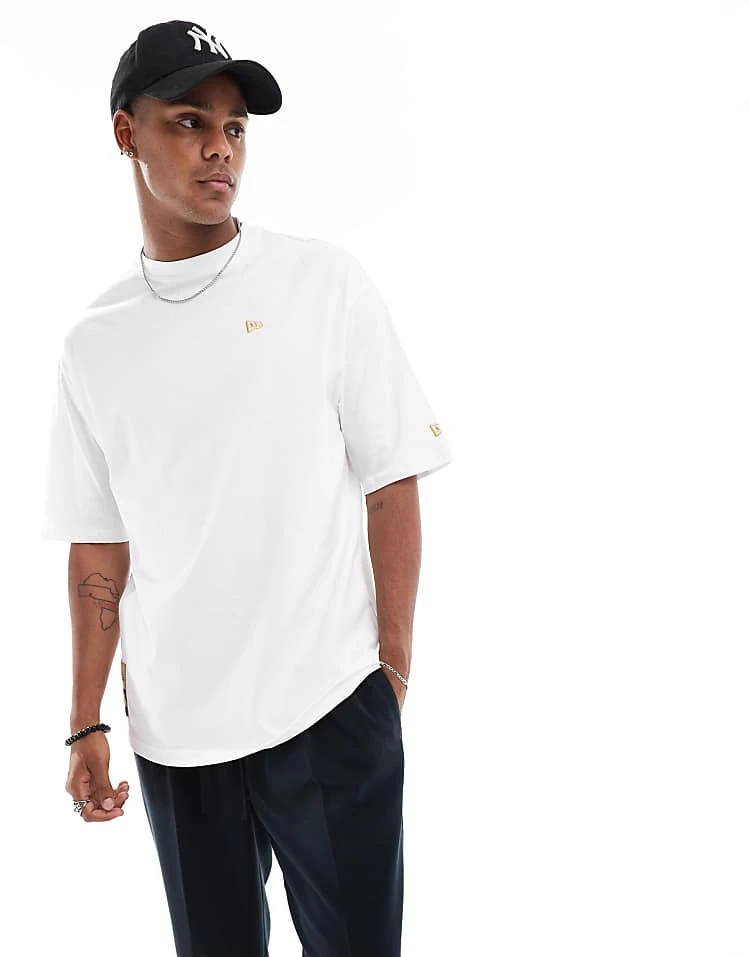 New Era Sticker Graphic Back T-shirt With Gold Foil In White For Men - Image 3