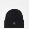 New Era NY Yankess Metallic Cuff Beanie In Black For Unisex