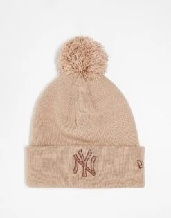 New Era NY Yankees Metallic Logo Pom Pom Beanie In Beige For Unisex