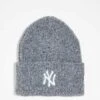 New Era NY Yankees Cuff Beanie In Grey Marl For Unisex