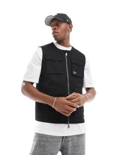 New Era Utlity Vest In Black For Men
