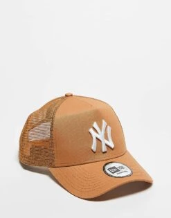 New Era NY Yankees Trucker Cap In Orange For Unisex